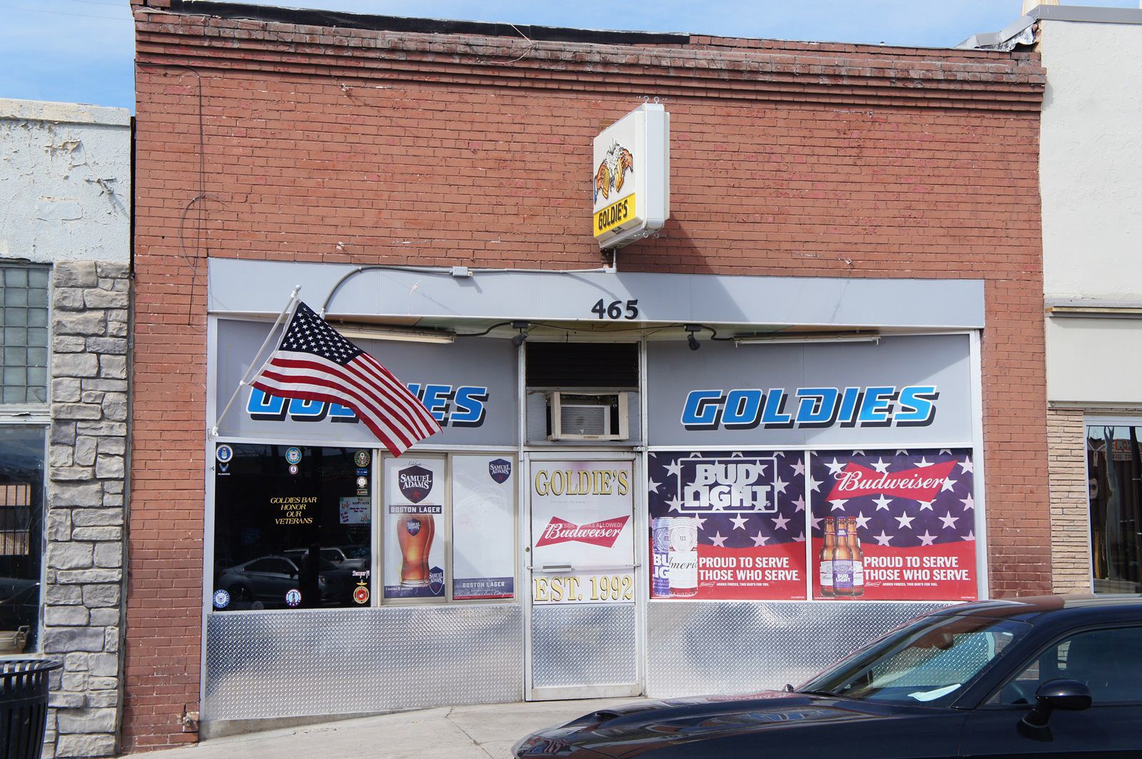 465 Railroad St - Goldie's Bar